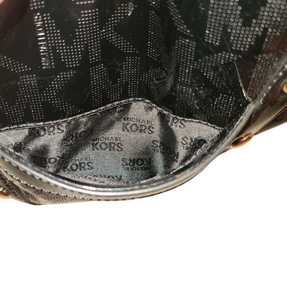 MICHAEL KORS NWT Delancy Signature Black Patent Leather Shoulder Tote Medium - Picture 7 of 16